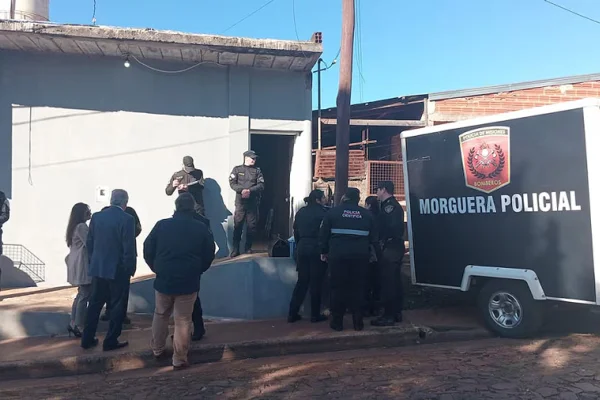 Un hombre mató a sus dos hijos e hirió gravemente a su pareja embarazada