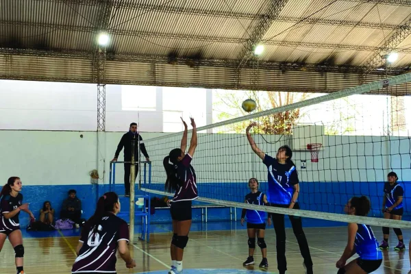 El Torneo Municipal completó la primera rueda y puso en marcha las revanchas