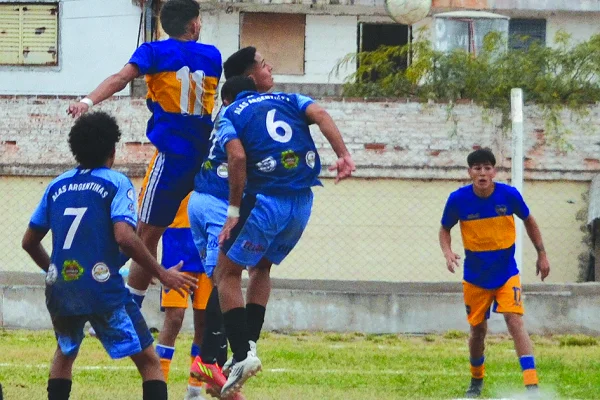 Defensores y Rioja Juniors avanzaron a los cuartos de final