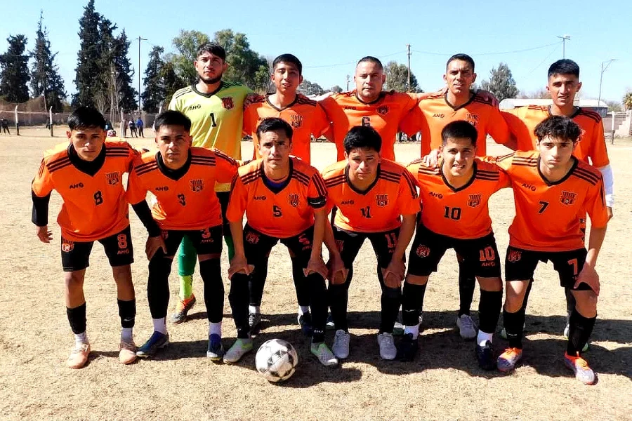 Los Andes de Guandacol no pierde pisada.