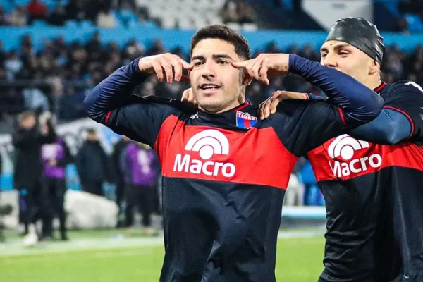 En tres minutos Tigre se lo dio vuelta a Racing