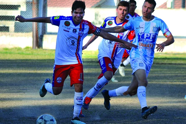Tesorieri y Racing ganaron sus series y se cruzarán en la próxima ronda