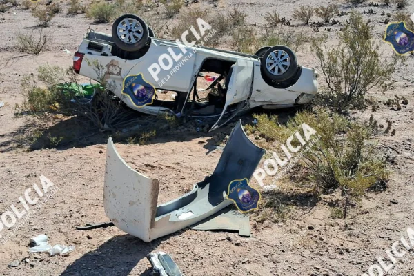Espectacular vuelco dejó a una mujer herida en Aimogasta