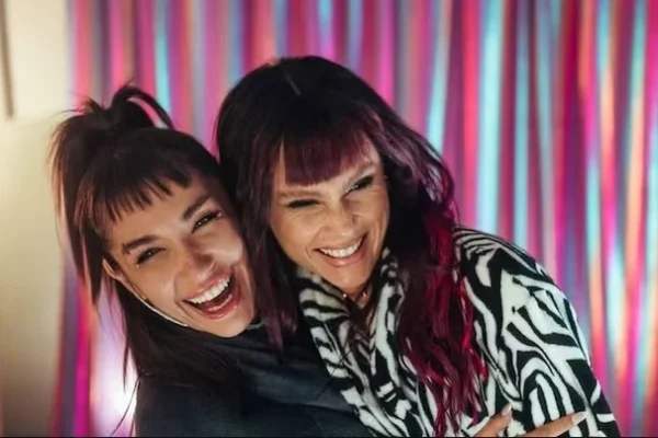 La reacción de María Becerra y Valentina Zenere al ver su apasionado beso en “En el barro”: “¡No! Es muy fuerte”