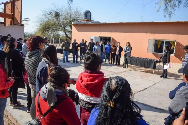 Más de 30 vecinos de La Lata recibieron anteojos en otro operativo sanitario provincial