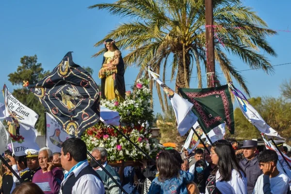 La filegresia comienza a vivir la Fiesta en Honor a Santa Rosa de Patquía