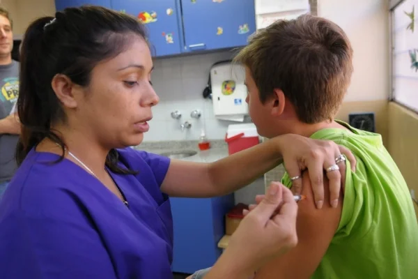 Agosto, mes de las infancias: La provincia lanzó campaña de vacunación intensiva