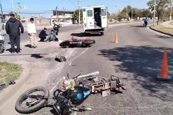 Chocaron tres motos y hubo varios heridos