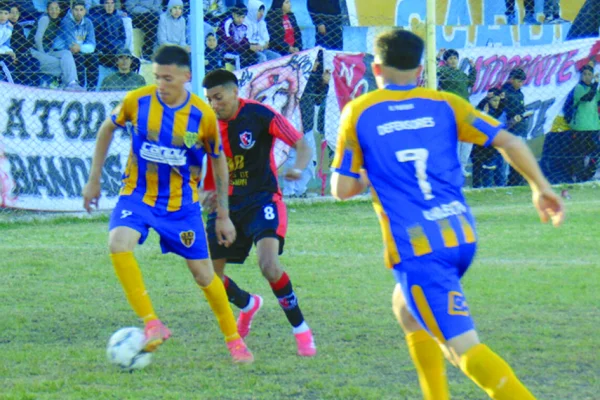 Los dos punteros se enfrentan en el duelo más destacado en Chilecito