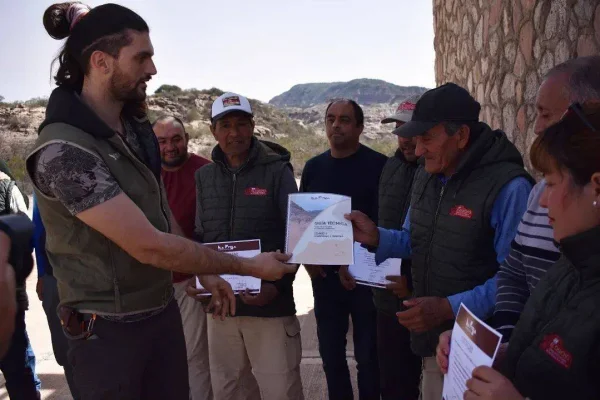 Realizaron el segundo encuentro de taller teórico y entrenamiento práctico de senderismo