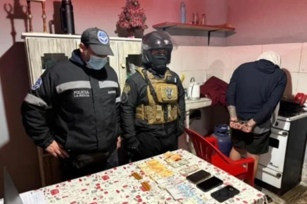 Narcomenudeo: tres detenidos tras allanamientos en Capital