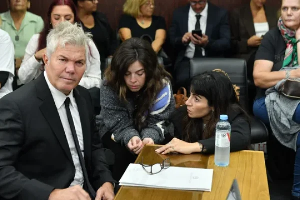 Claudia Villafañe, Dalma y Gianinna asistirán a una mediación por uso indebido de imagen en el documental