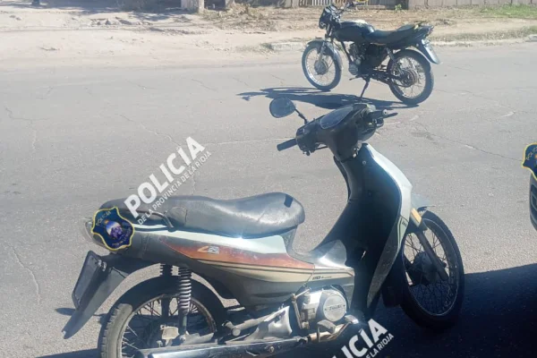 Choque entre dos motocicletas dejó a un conductor con fracturas