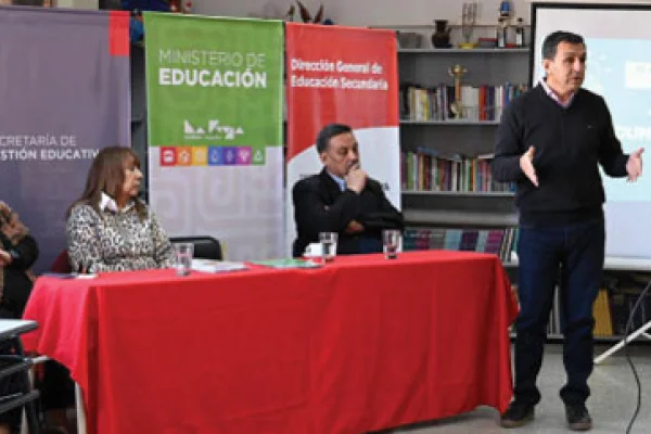 Avanza debate por la “Nueva Secundaria Riojana” en Aminga