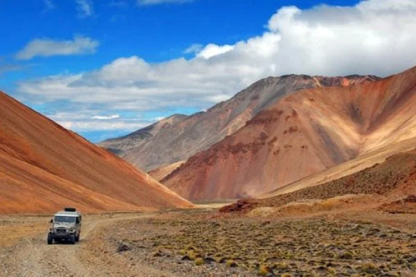 Famatina elegida: uno de los 8 pueblos argentinos que compiten por ser “el más lindo del mundo” según la ONU