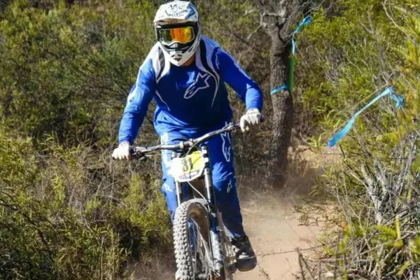 Un grupo de bikers riojanos se  destacaron en otra prueba