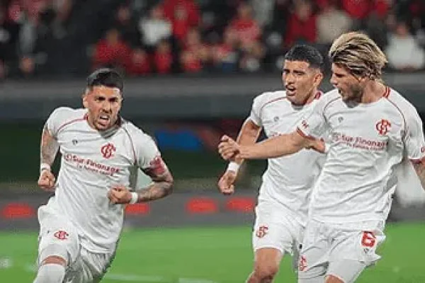 Barracas Central se lo dio vuelta a Newell’s y es puntero en su zona
