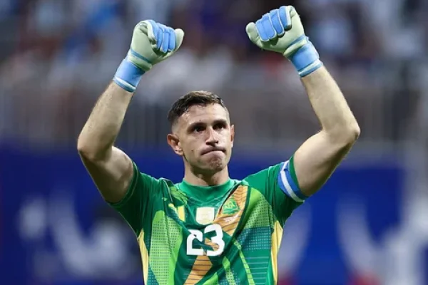 Manchester United contrató a un arquero belga y desistió de la llegada del 
