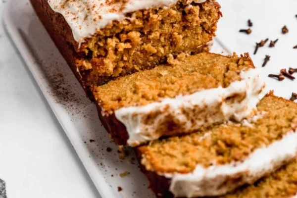 Receta de budín de zanahoria: suave, húmedo y con un glaseado irresistible