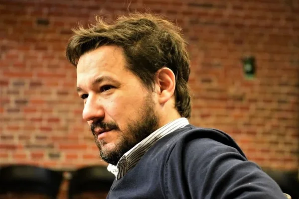 Escándalo de los audios: un periodista uruguayo desafía a la Justicia argentina y promete emitirlos
