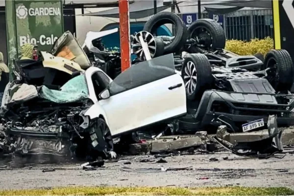 Un joven murió tras un impresionante accidente en Mendoza