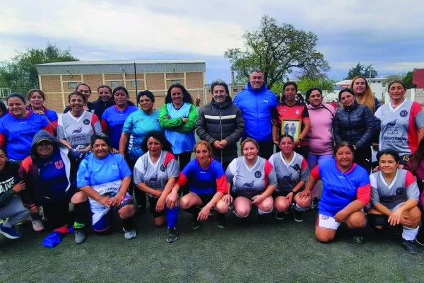 Jornada de fútbol y de reconocimientos en el Torneo Municipal