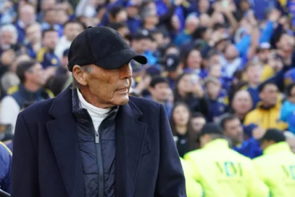 Alarma en Boca: Russo continuará internado por una infección urinaria
