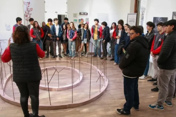 Invitan a las muestras de arte dentro Bienalsur