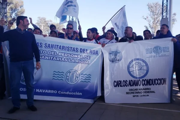 Trabajo llamó a conciliación obligatoria y trabajadores del agua levantaron el paro