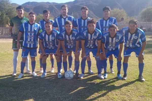 Chocan el puntero y el escolta de la Zona Este