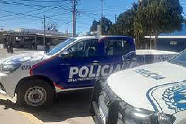Intentaron robar una motocicleta y terminaron presos