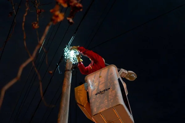 Colocaron luminarias LED en Parque Industrial