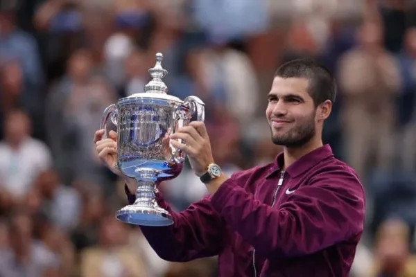 Carlos Alcaraz venció a Jannik Sinner y se consagró campeón del US Open