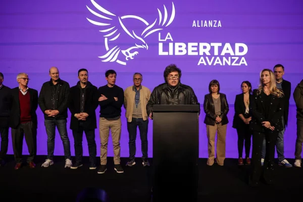 Javier Milei: “Hemos tenido una clara derrota, hay que aceptar el resultado”