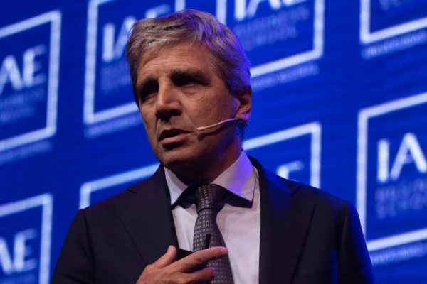 El mensaje de Luis Caputo después de la victoria del peronismo en las elecciones en PBA: “Nada va a cambiar”