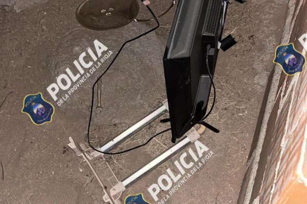 Robaron y escondieron elementos en una casa en construcción