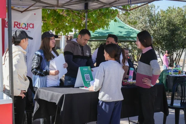 La Municipalidad llevo sus servicios al barrio Municipal