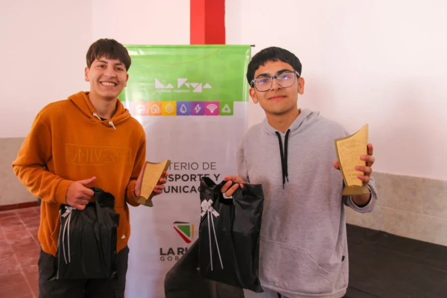 Los ganadores fueron: “Elijo Creer”, quienes se llevaron el primer puesto, y “Los Pibes”, consagrados como subcampeones.