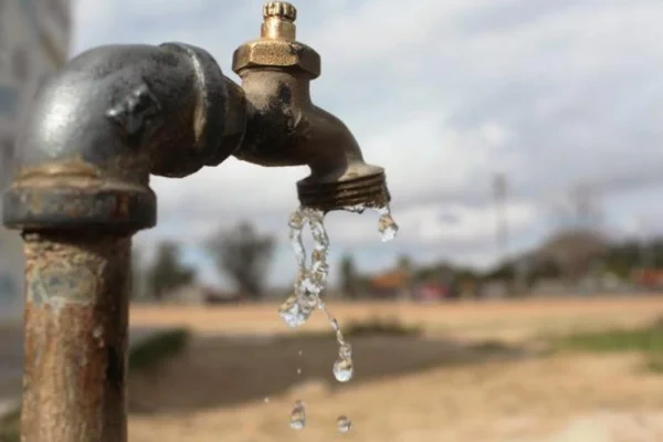 Cortes de agua en barrios de Chilecito por trabajos de Aguas Riojanas