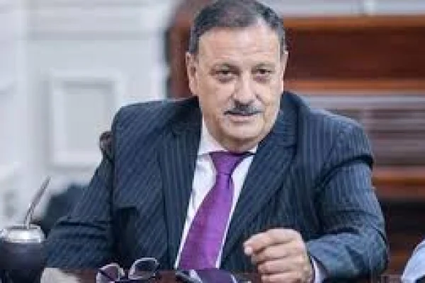 Ricardo Quintela le pidió a Nación diálogo y medidas de emergencia