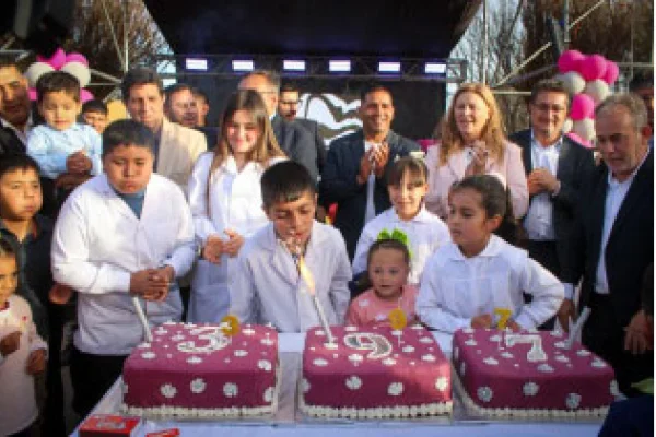En Guanchín, entregaron aportes para culminar viviendas