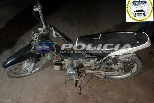 Investigaciones recuperó una motocicleta en la capital