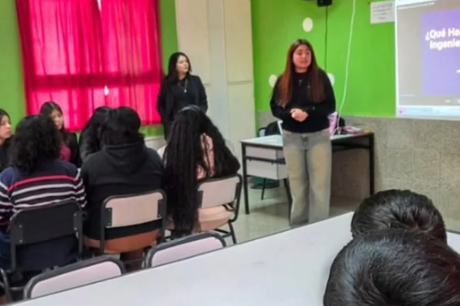 Fue en el Colegio Provincial N° 18. Fue en el Colegio Provincial N° 18.