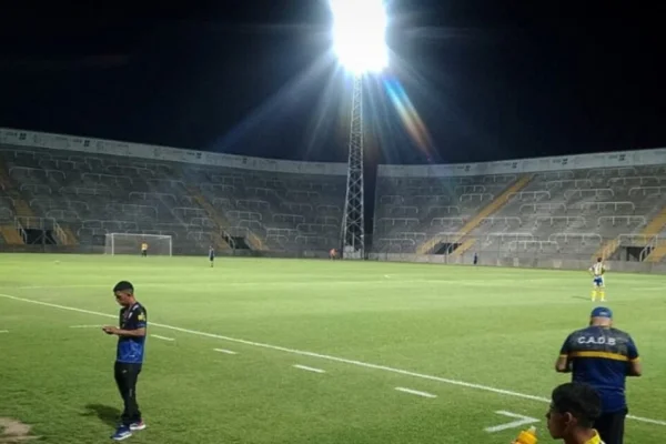 Fútbol Riojano: suspendieron un partido de la Liga por ausencia arbitral