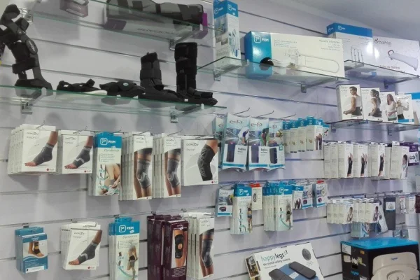 ANMAT prohibió productos ortopédicos que se comercializaban en un comercio riojano