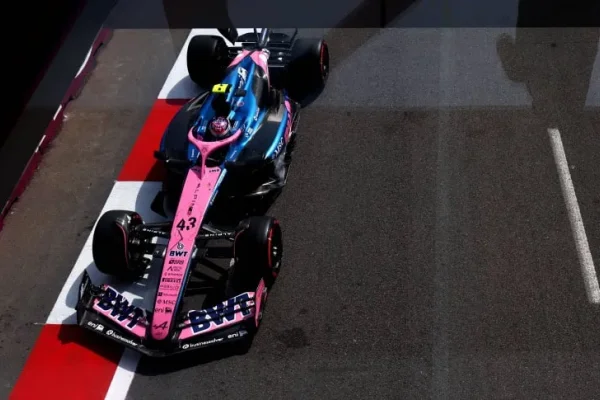 Colapinto y un viernes para el olvido: finalizó 19° y 20° en las prácticas del GP de Azerbaiyán