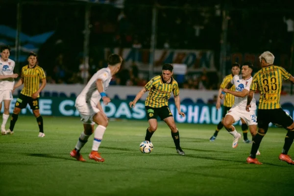 Se suspendió el partido en Victoria por la tormenta: Aldosivi perdía con Tigre