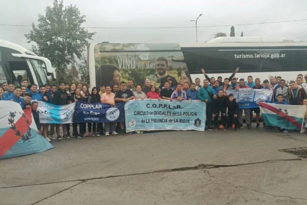 La policía de la Rioja llegó a Salta y espera su debut en las olimpiadas nacionales
