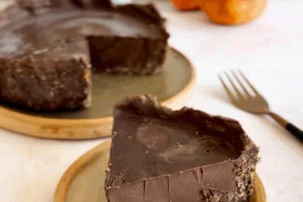 Tarta de chocolate y mandarina: la receta sin azúcar y sin horno más deliciosa