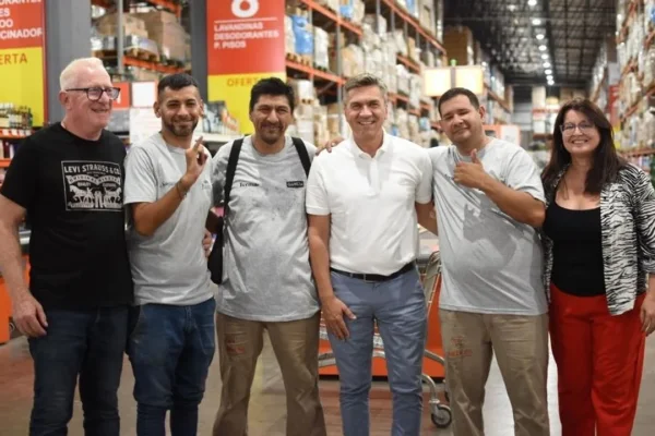 Escándalo en Chaco: el gobernador Leandro Zdero gastó $3.570 millones en leche no apta para niños